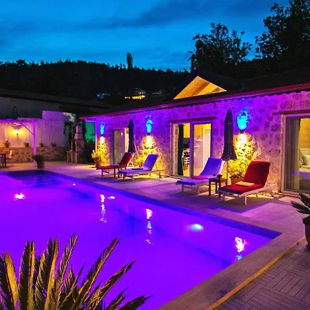İslamlar 2 Bedroom With Private Pool *