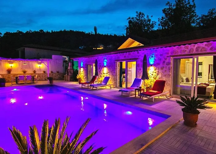 İslamlar 2 Bedroom With Private Pool *