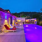 فيلة İslamlar 2 Bedroom With Private Pool كالكان